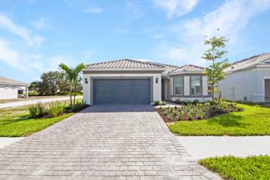 Main picture of 26513 Key Sands St