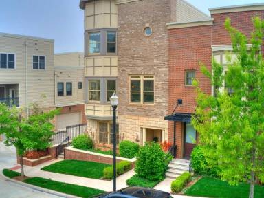 Main picture of 209 N Geary Ave