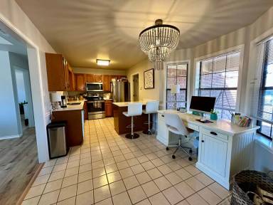 Main picture of 2106 S Ithaca Ave