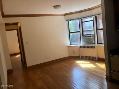 Main picture of 1680 York Ave