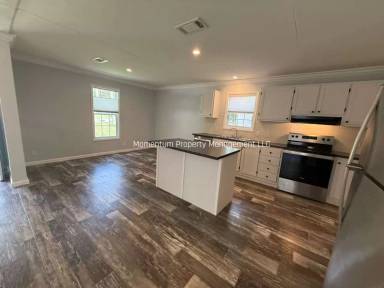 Main picture of 7040 Hilton Dr