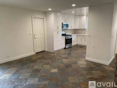 Main picture of 34752 Calle Fortuna