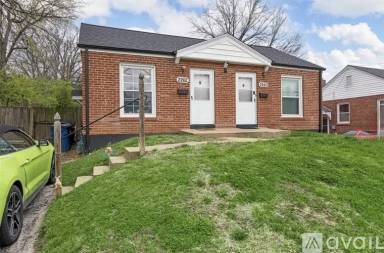 Main picture of 2262 Woodson Rd