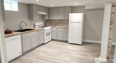 Main picture of 14 N West Dr