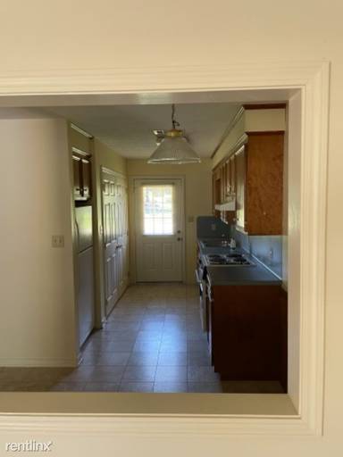 Main picture of 1136 Laird St