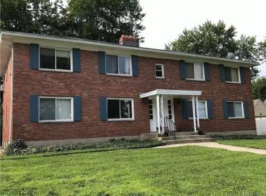 Main picture of 562 East Dr
