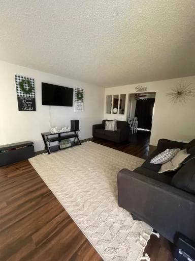 Main picture of 3749 E Hampton Way
