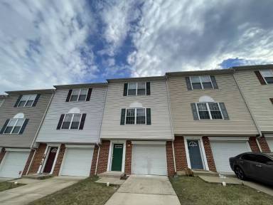 Main picture of 64 Belladonna Ln