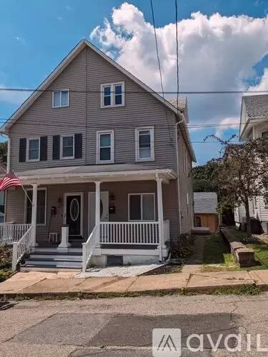 Main picture of 315 Harding Ave