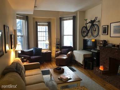 Main picture of 224 Commonwealth Ave