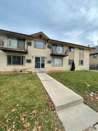 Main picture of 6320 N 91st St