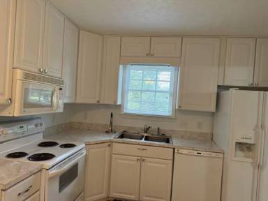 Main picture of 110 Mooreland Blvd