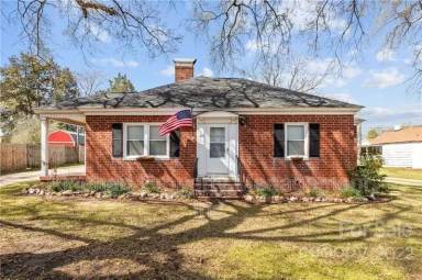 Main picture of 612 Ballard St