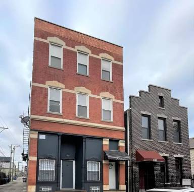 Main picture of 1344 W 19th St