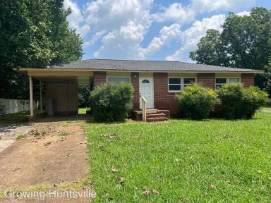 Main picture of 2104 Wimberly Rd NW
