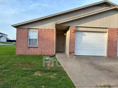 Main picture of 4337 W Bluebird St