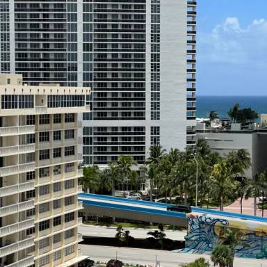 Main picture of Plaza Towers Condo