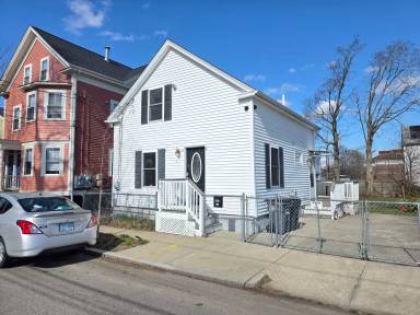 Main picture of 25 Milk St