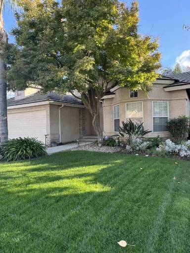 Main picture of 2829 E Ryan Ln