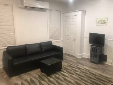 Main picture of 3838 Baring St