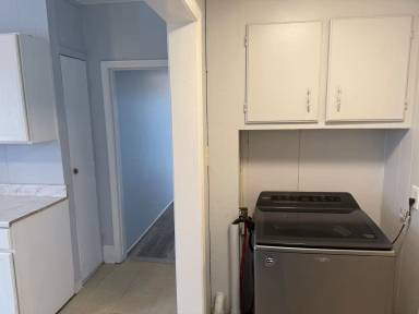 Main picture of 201 Auburn St