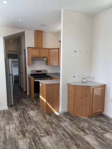 Main picture of 2646 Sharon Ave