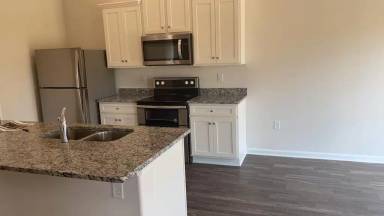 Main picture of 208 Caley St