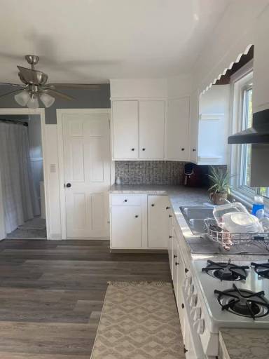 Main picture of 176 Arnold Ave