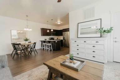 Main picture of 346 W 435 N