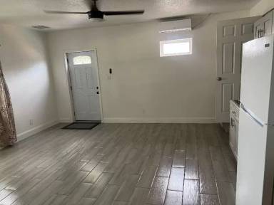Main picture of 1809 Barksdale Dr