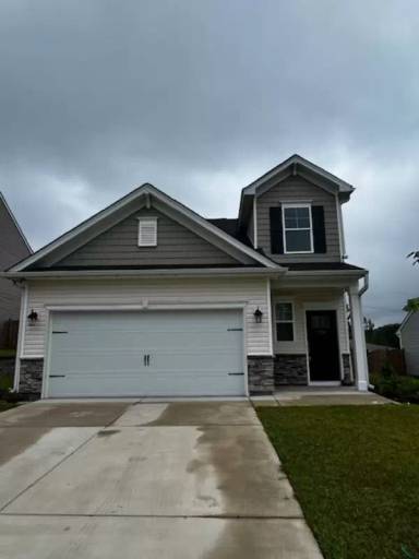 Main picture of 124 Coppersmith Dr