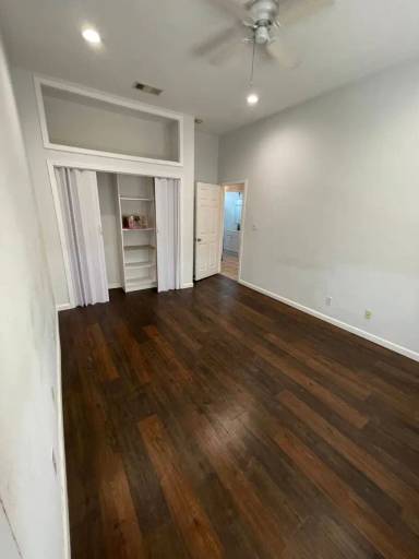 Main picture of 1170 W 37th Dr