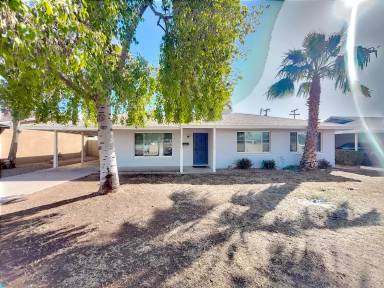 Main picture of 3213 N 69th Pl