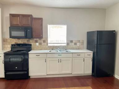 Main picture of 111 Marne Ave