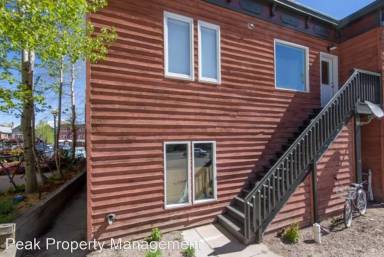 Main picture of 717 6th St