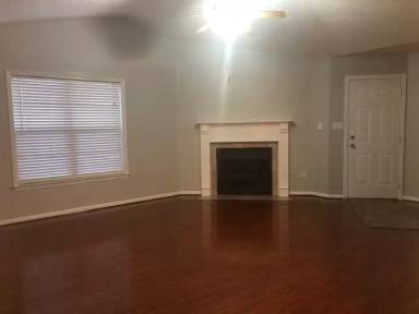 Main picture of 130 Kennedy Dr