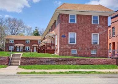 Main picture of 1110 S 30th Ave