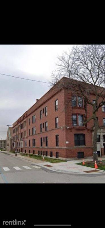 Main picture of 70 E 48th St