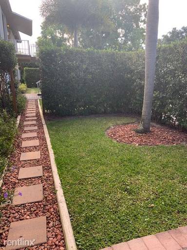 Main picture of 11 SW Hideaway Pl