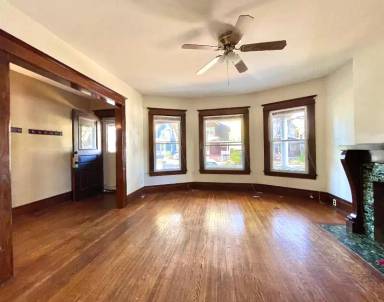 Main picture of 32 Belmont St