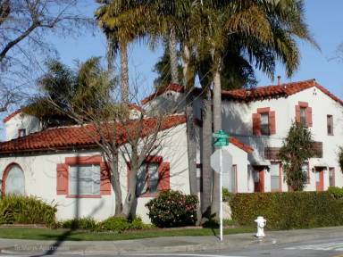 Main picture of 696 Dutton Ave