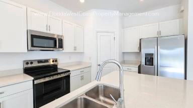 Main picture of 8784 Winter Breeze Way