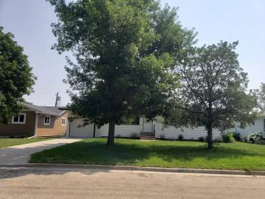 Main picture of 1021 5th Ave SW