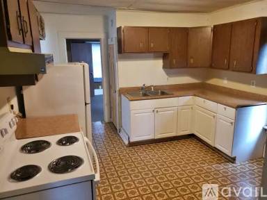 Main picture of 210 4th St S