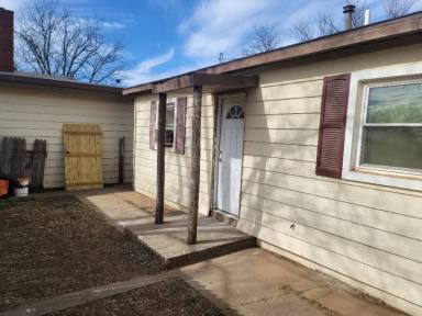 Main picture of 502 Fir St