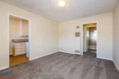 Main picture of 411 Clifton Ave