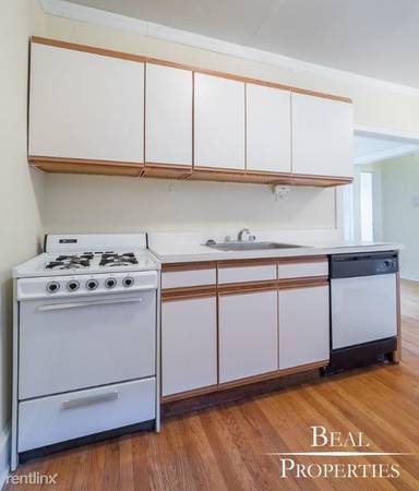 Main picture of 1448 W Byron St