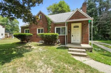 Main picture of 822 Searles Rd