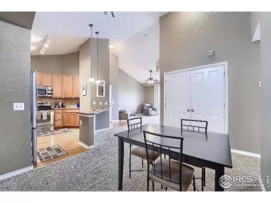 Main picture of Fairview Condominiums at Fox Meadows