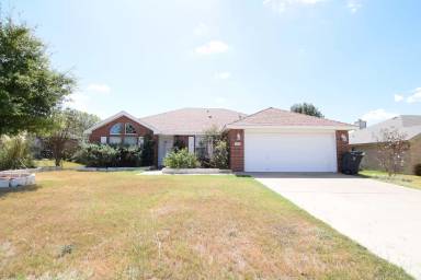 Main picture of 408 Ali Dr